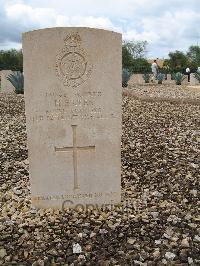 Taveta Military Cemetery - Bates, H